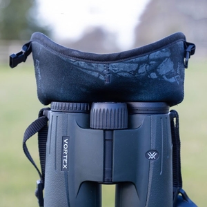 Image of Alpine Innovations Bino Bandit Glare Blocker XL - Stealth Shadow