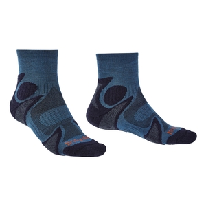 Image of Bridgedale Trail Sport Lightweight T2 3/4 Crew Merino Cool Comfort Sock (Men's) - Storm/Navy