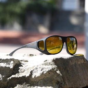 Image of Cocoons Pilot Polarized Sunglasses - Black Frame / YelloLens