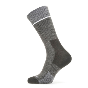 Image of SealSkinz Solo Quick Dry Mid Length Socks - Black/Grey