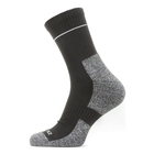 Image of SealSkinz Solo Quick Dry Ankle Length Single Layer Socks - Black/Grey