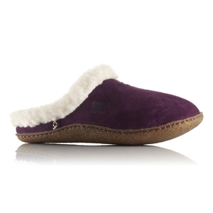 Image of Sorel Nakiska Slide Slippers (Women's) - Purple Dahlia
